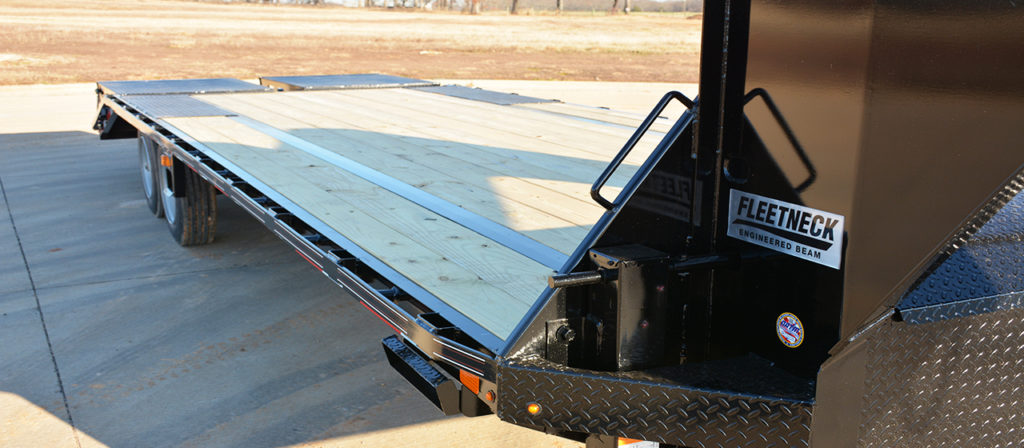 Diamond C FMAX208 Fleetneck Engineered Beam Gooseneck Trailer