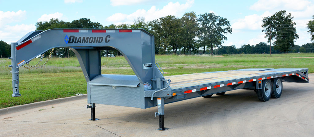 Diamond C FMAX208 Fleetneck Engineered Beam Gooseneck Trailer