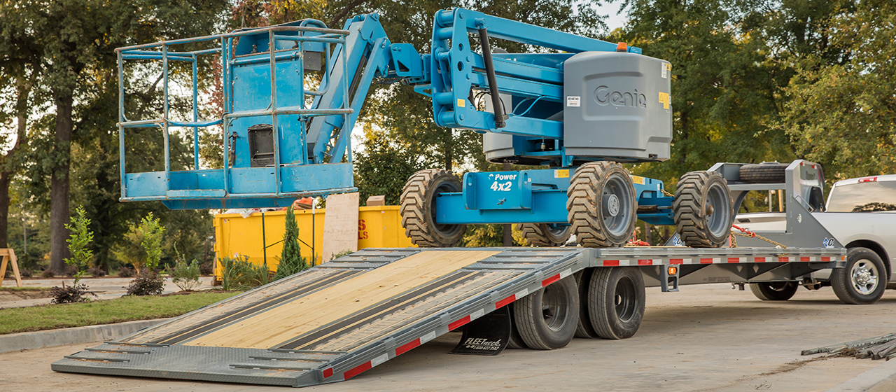 12' Hydraulic Dovetail Loading Options Diamond C Trailers