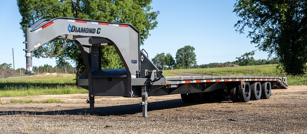 FMAX310 Max Ramps Gooseneck Trailer