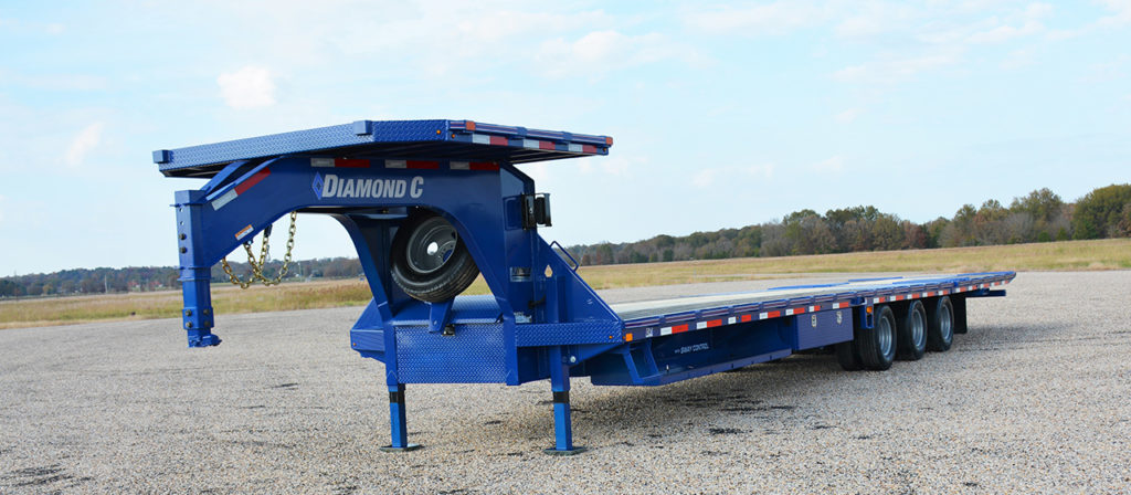 Diamond C FMAX312 Fleetneck Engineered Beam Gooseneck Trailer