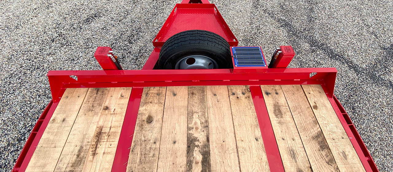 Model PX210 pintle hitch trailer with Oak floor