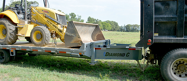 PX pintle hitch trailer with 40k GVWR Package