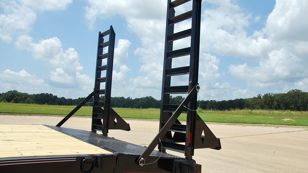 FlipKnee Ramps Loading Options Diamond C Trailers