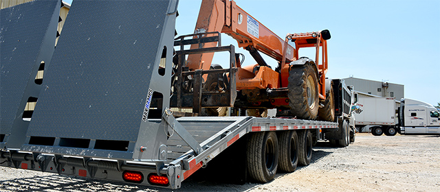 Model PX312 pintle hitch trailer with 40K GVWR upgrade