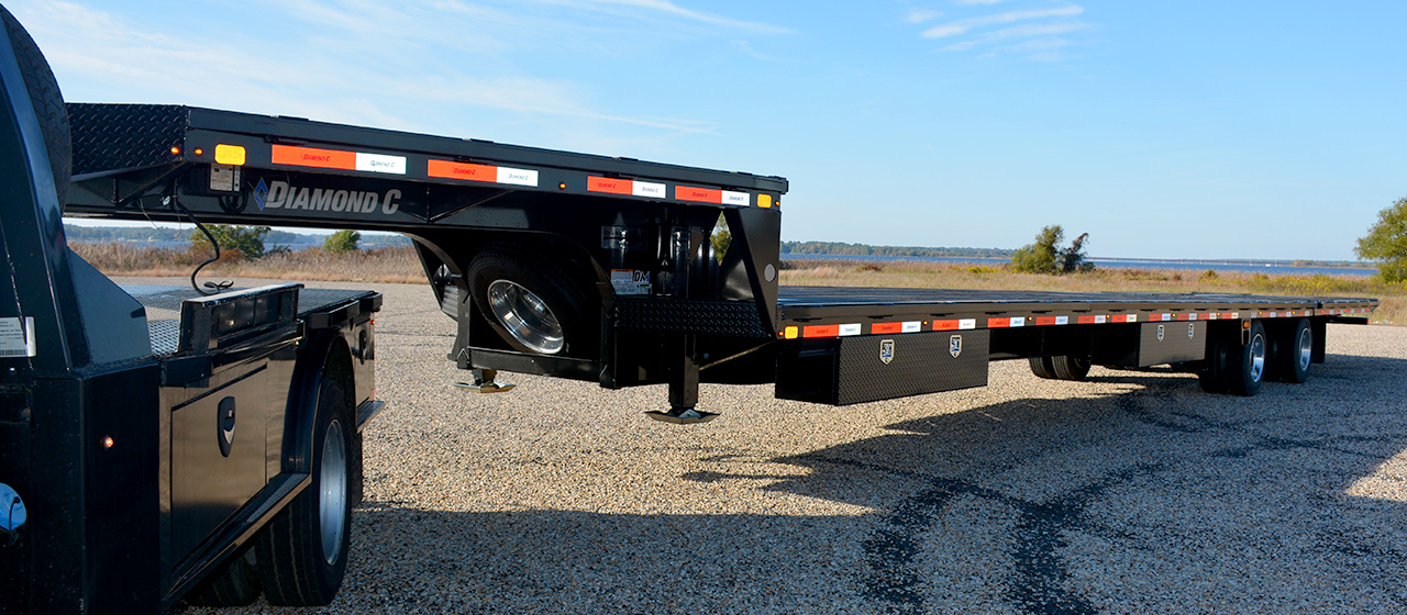 Diamond C SDX216 Step Deck Trailer