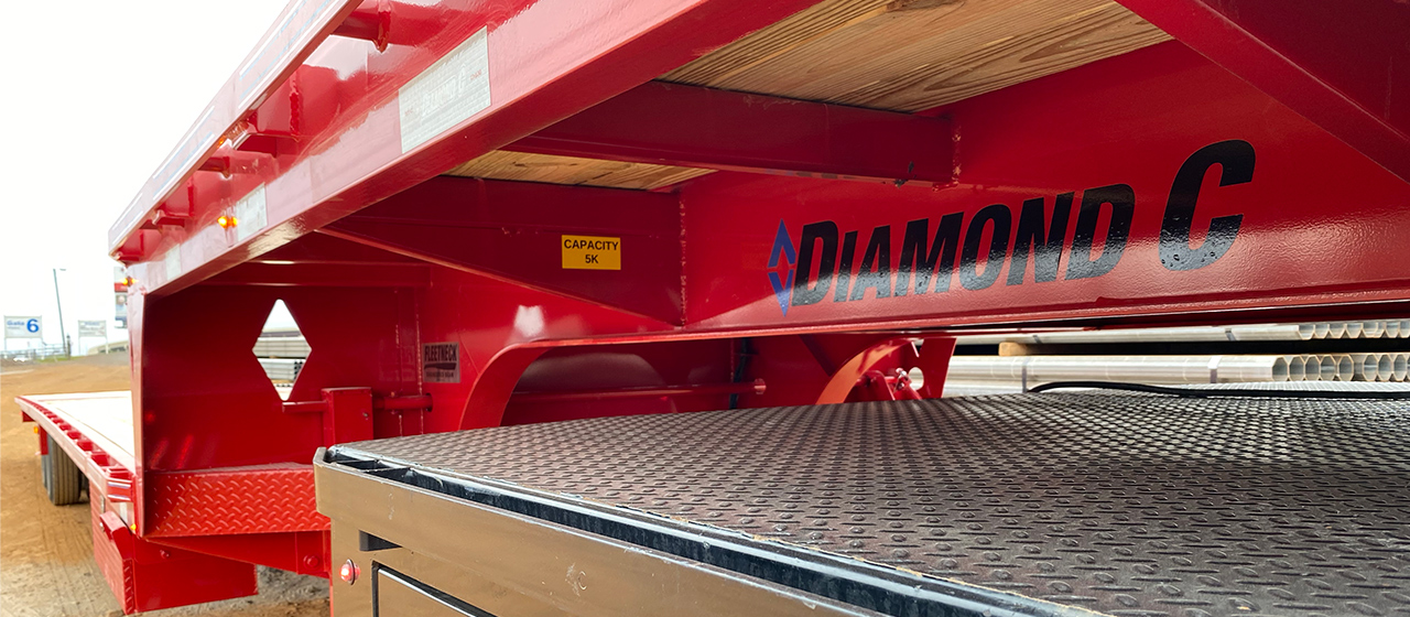 Diamond C SDX212 Step Deck Trailer