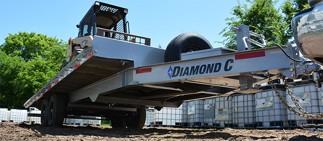 Model DET Tilt Equipment Trailer