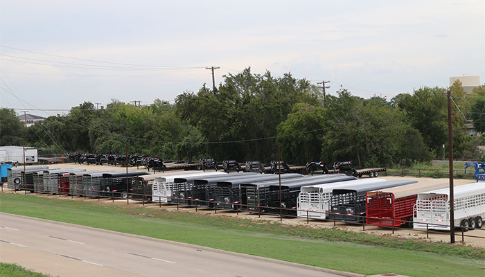 Aerial view of the Lloyd Trailer Co. dealership.