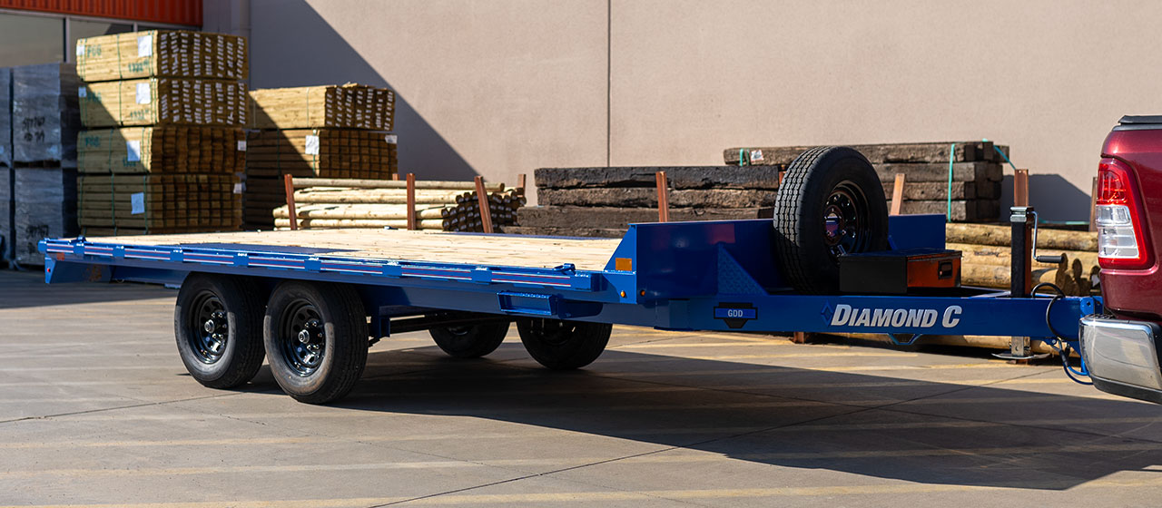 GDD Equipment Trailer Diamond C Straight Deck